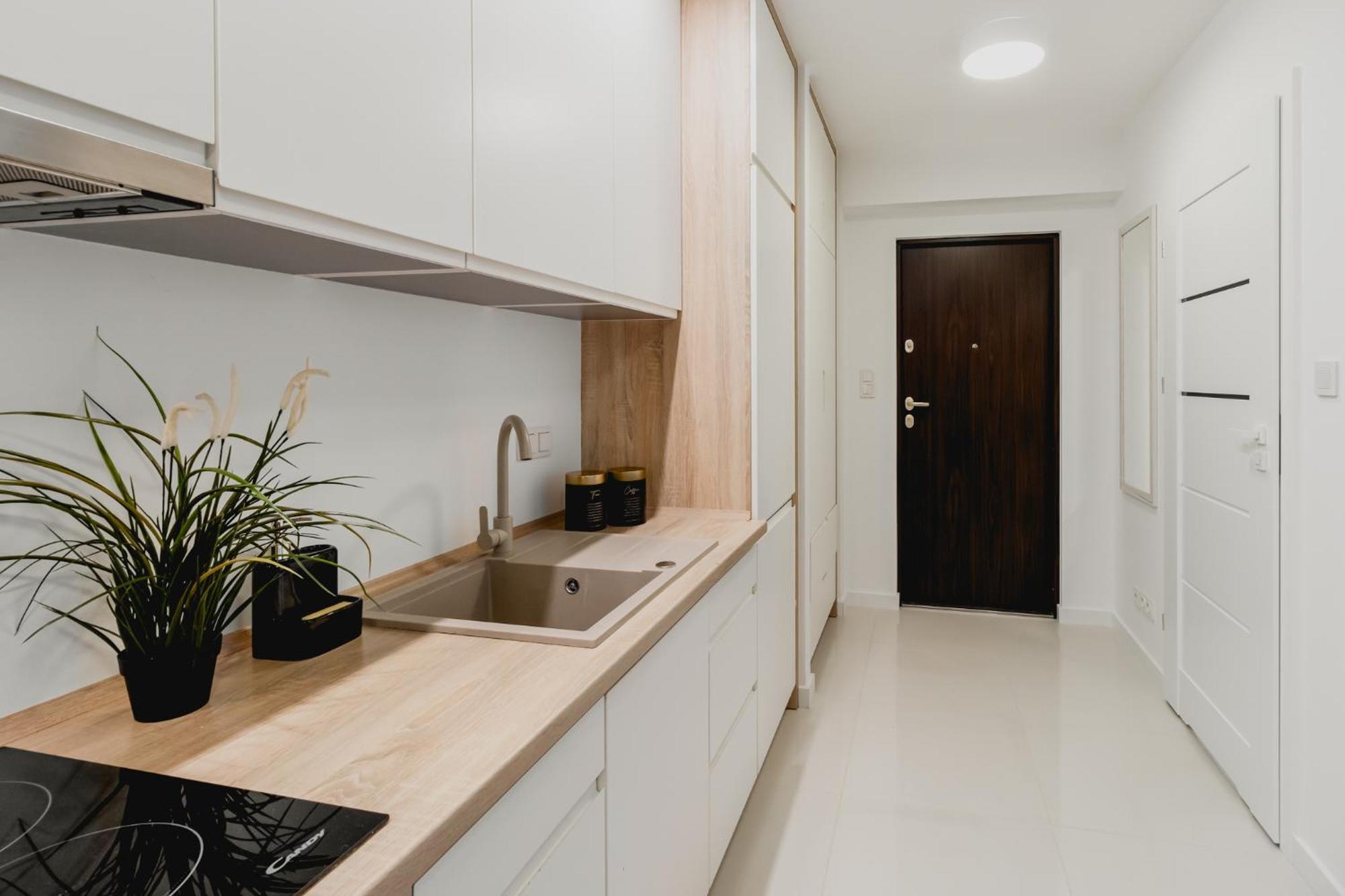 - Great Location-cozy With Balcony - Towarowa Apartament *
