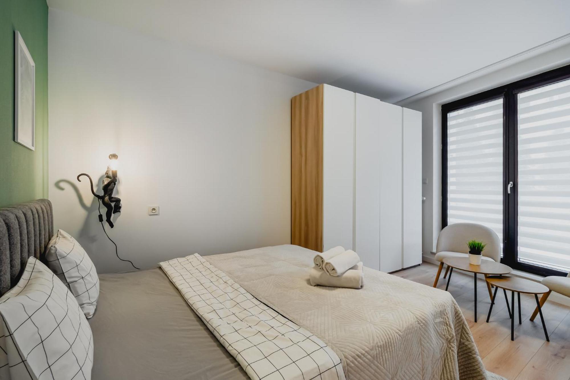Apartament - Great Location-cozy With Balcony - Towarowa