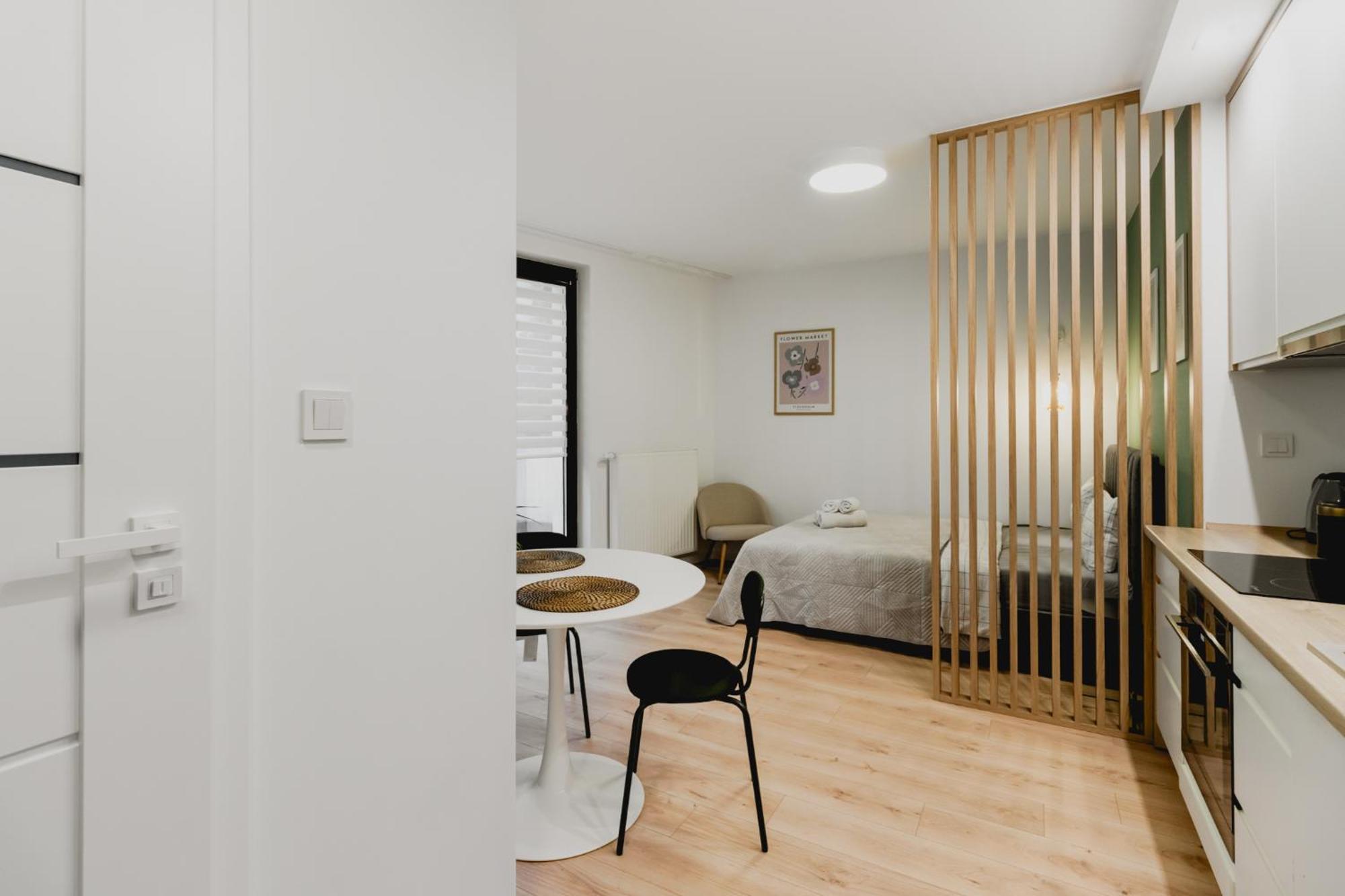 - Great Location-cozy With Balcony - Towarowa Warszawa
